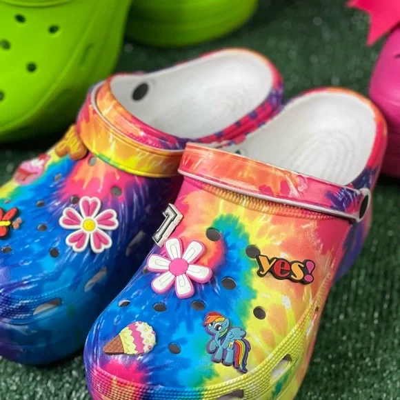 Wedge Clogs bundle - Picture 3 of 10